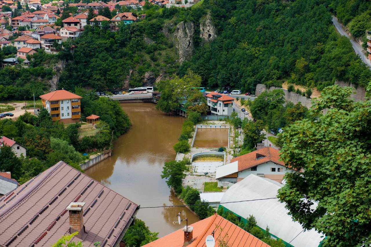 Leader Apartment Sarajevo Ngoại thất bức ảnh